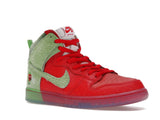 Nike Dunk High SB Strawberry Cough