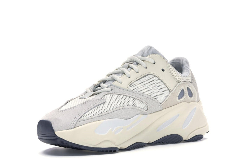 Yeezy 700 Analog